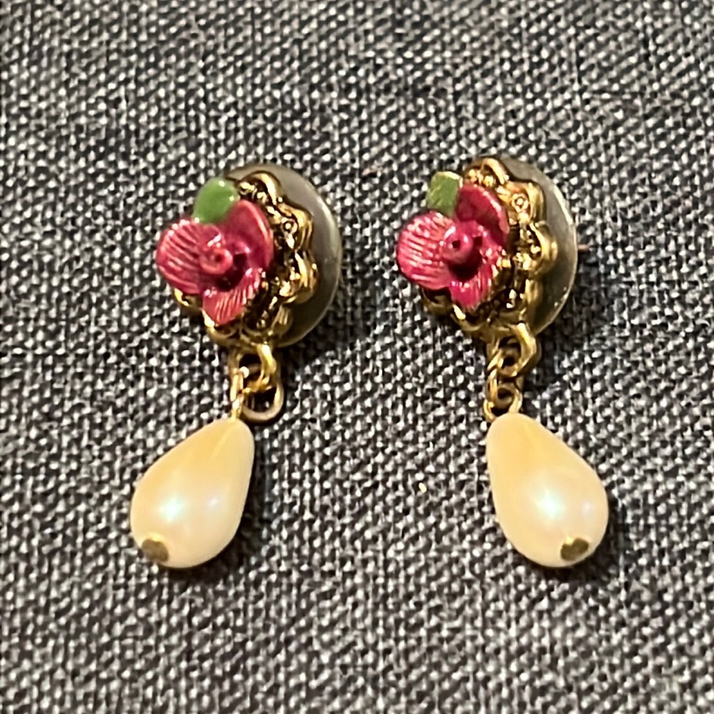 Faux Pearl and Flower Earrings